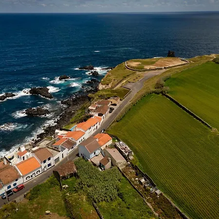 Sundaze بيت للعطل Fenais da Luz