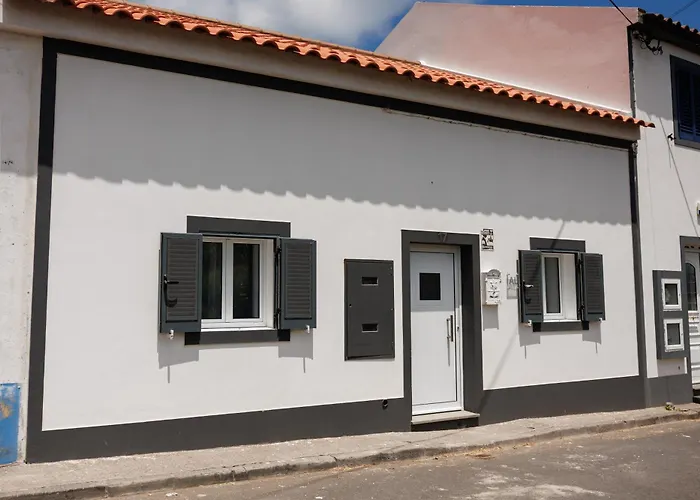 Sundaze Fenais da Luz